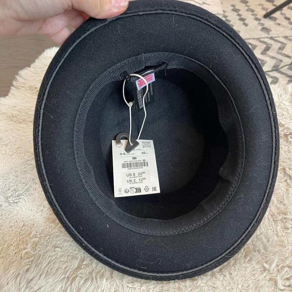 Zara Kids Black Felt Top Hat Red Glitter Band Size 3-6 Years 52cm NWT Holiday